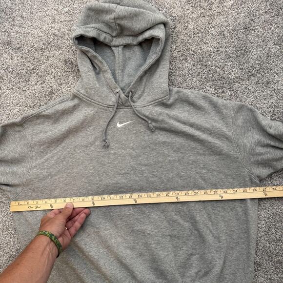 Nike Hoodie Mens Medium Gray Pullover Sweatshirt Swoosh Logo Fleece Athletic - Picture 3 of 10